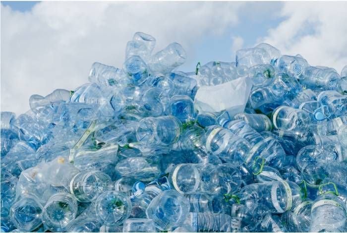 4000 plastic PET bottles in an average home with HBS Spray Foam